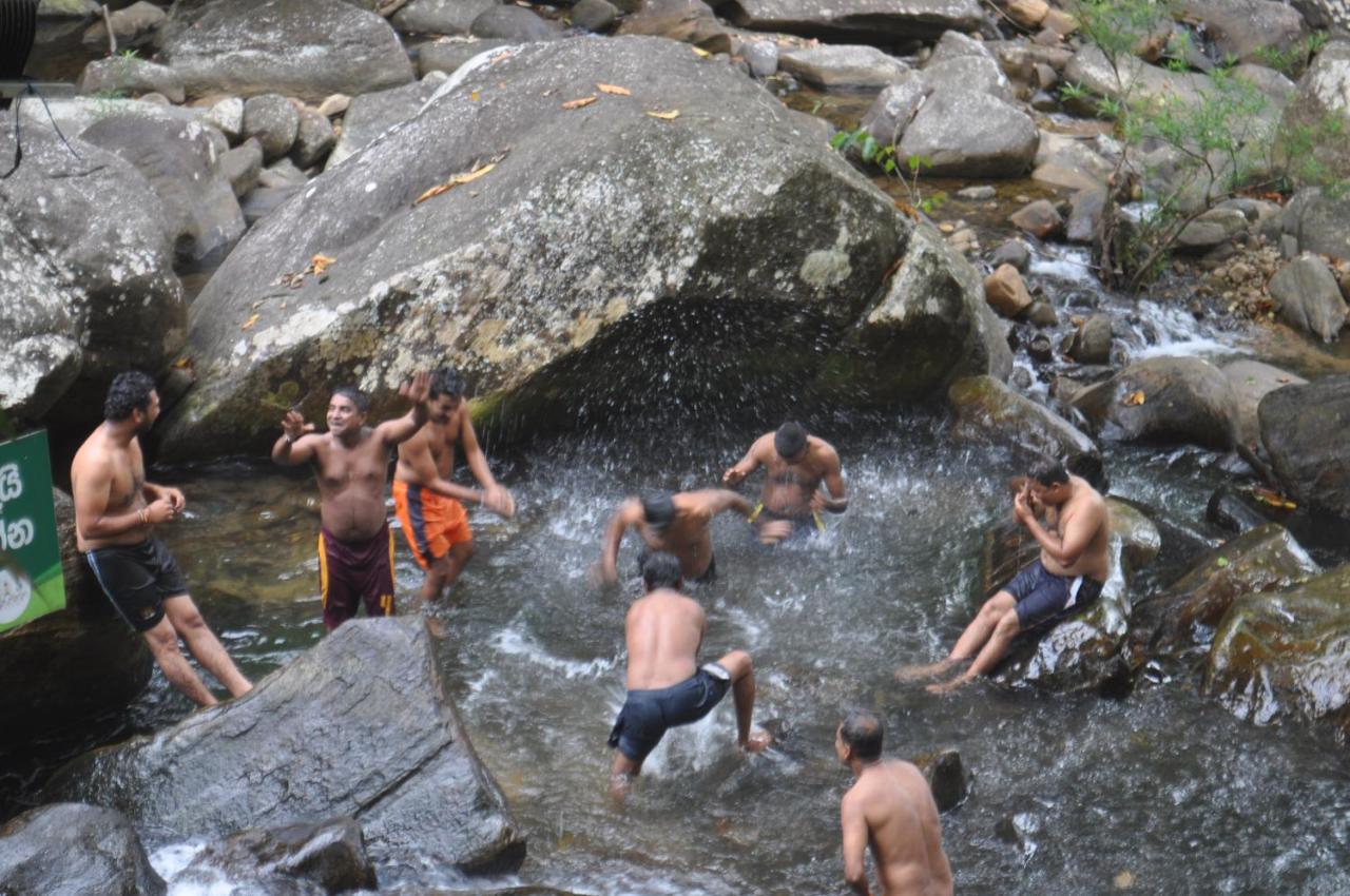 Girankiththa Eco Resort Kitulgala Eksteriør bilde
