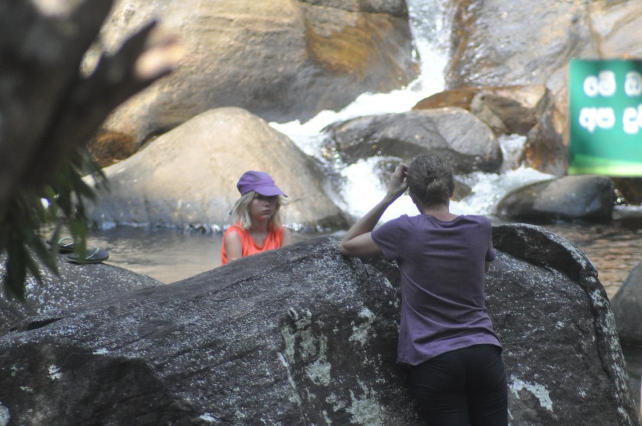 Girankiththa Eco Resort Kitulgala Eksteriør bilde